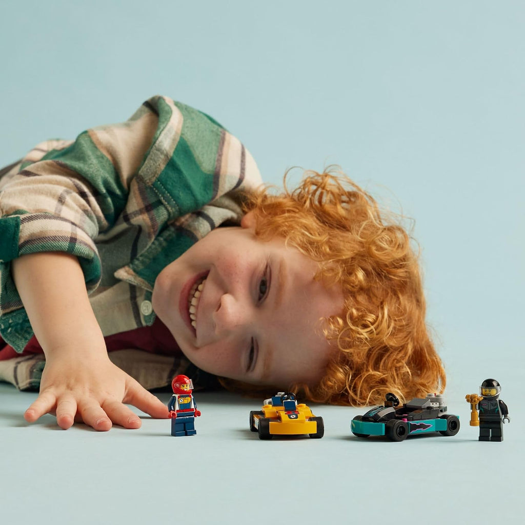 City Go-Karts and Race Drivers Toy Playset