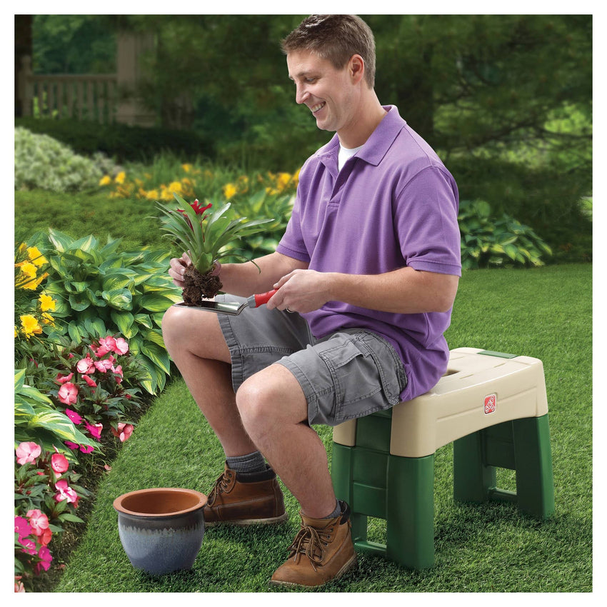 Step 2 Garden Kneeler Seat. Green